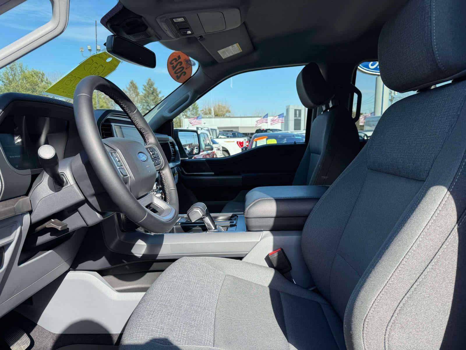 2025 Ford F-150 Lightning XLT