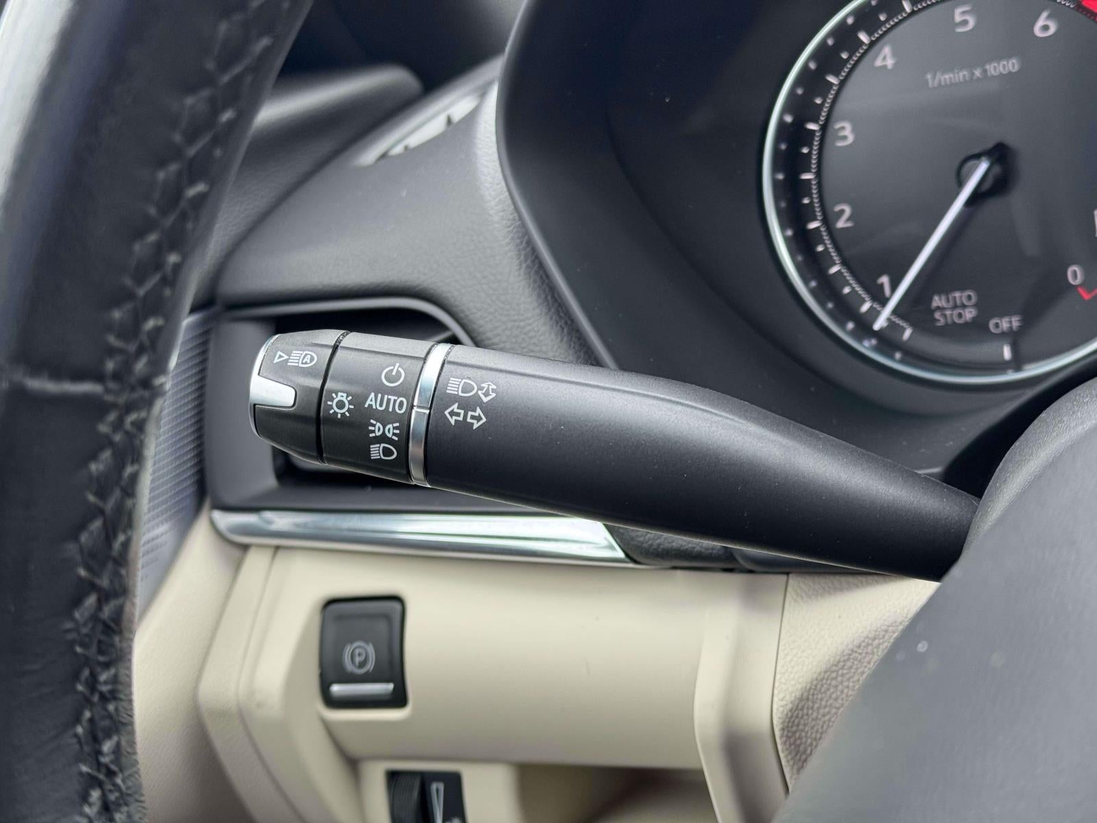 2023 Cadillac CT4 Luxury