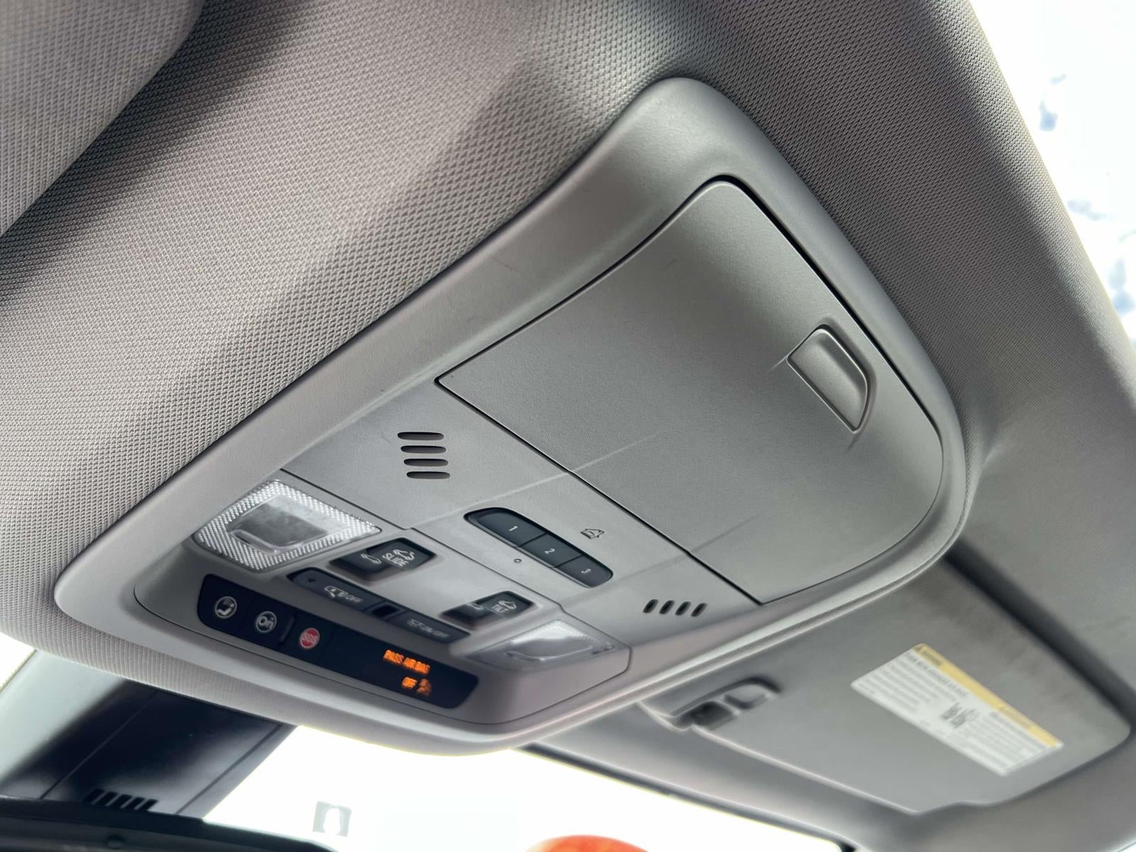 2022 GMC Acadia AWD SLT