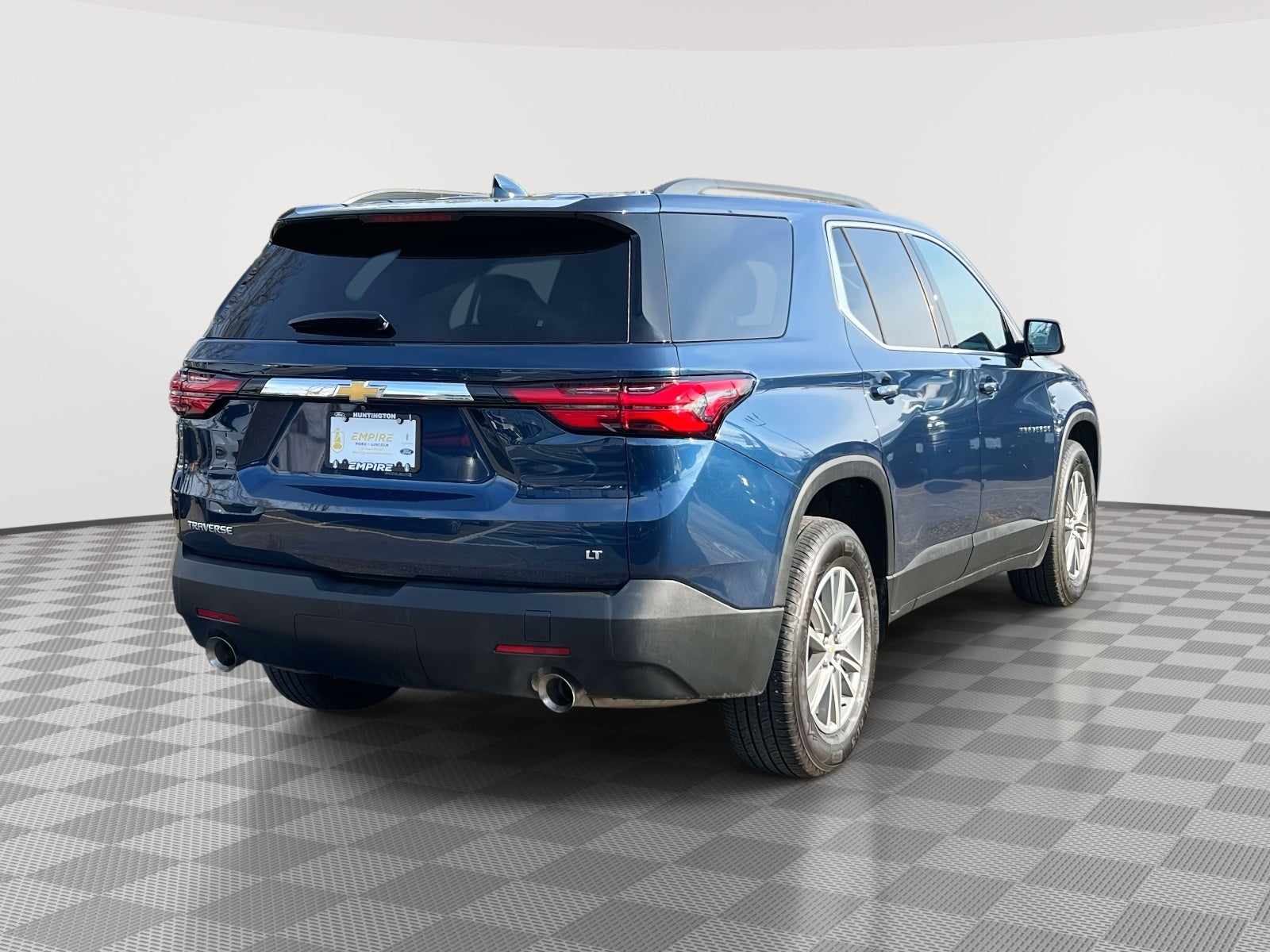 2023 Chevrolet Traverse FWD LT Cloth