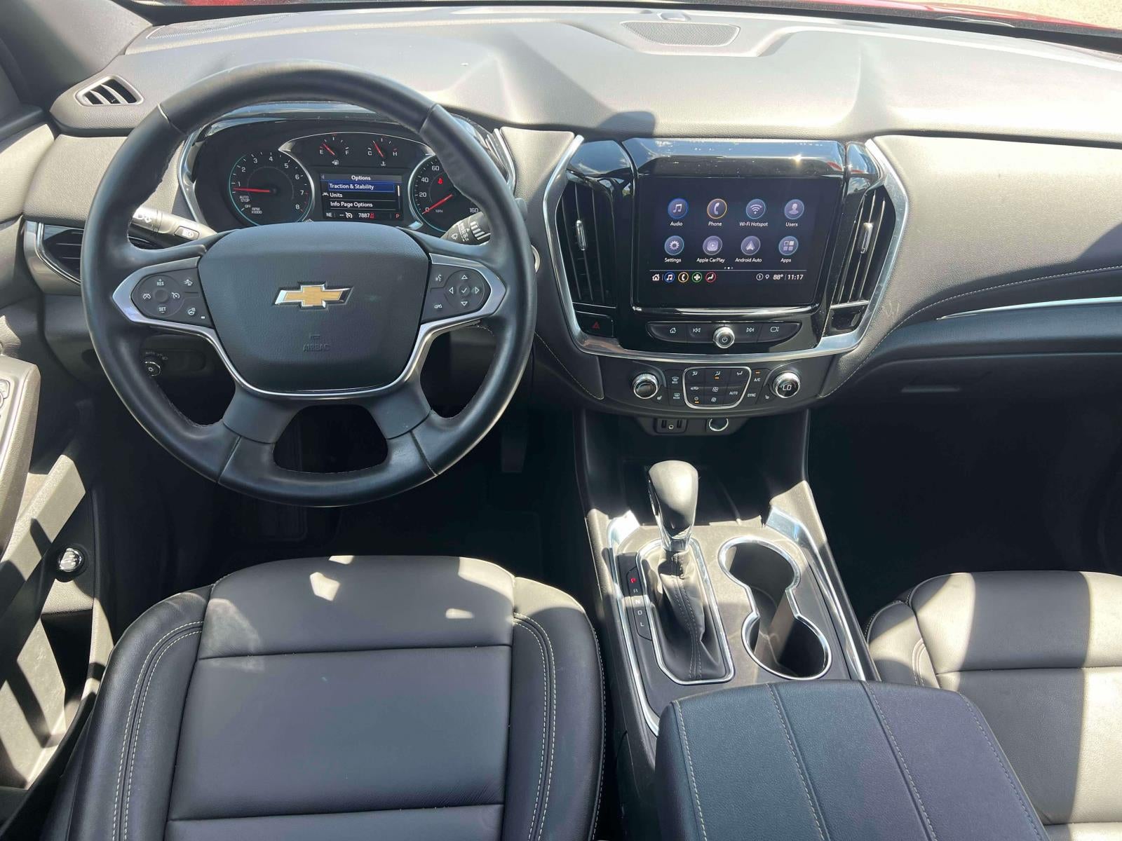 2023 Chevrolet Traverse AWD LT Leather