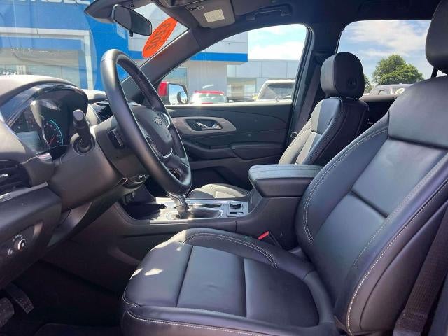 2023 Chevrolet Traverse AWD LT Leather