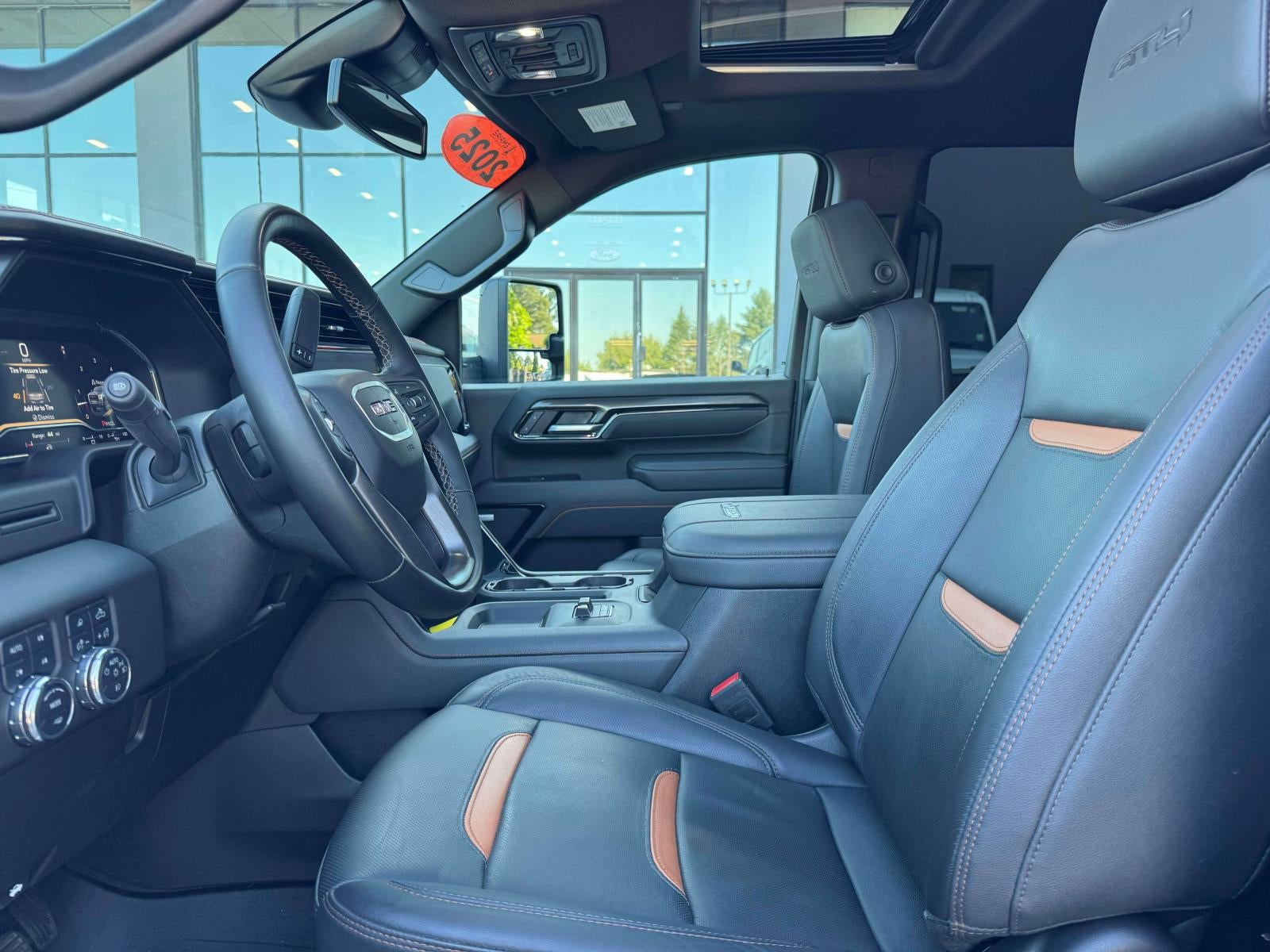 2025 GMC Sierra 2500HD Crew Cab, Standard Bed, AT4, 4WD