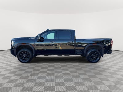 2025 GMC Sierra 2500HD Crew Cab, Standard Bed, AT4, 4WD