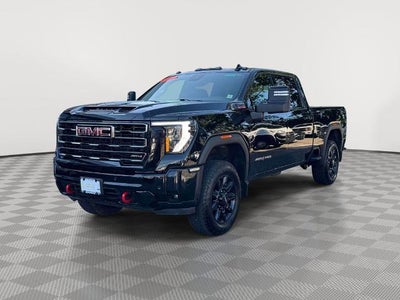 2025 GMC Sierra 2500HD Crew Cab, Standard Bed, AT4, 4WD