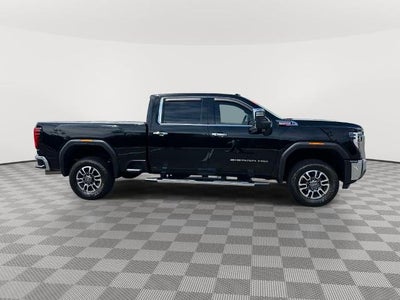 2024 GMC Sierra 3500HD 4WD Crew Cab Standard Bed SLT