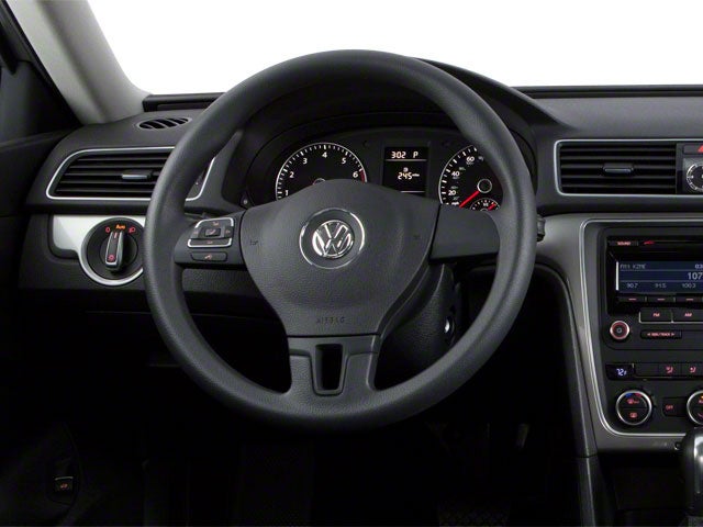 2013 Volkswagen Passat 2.5L SE