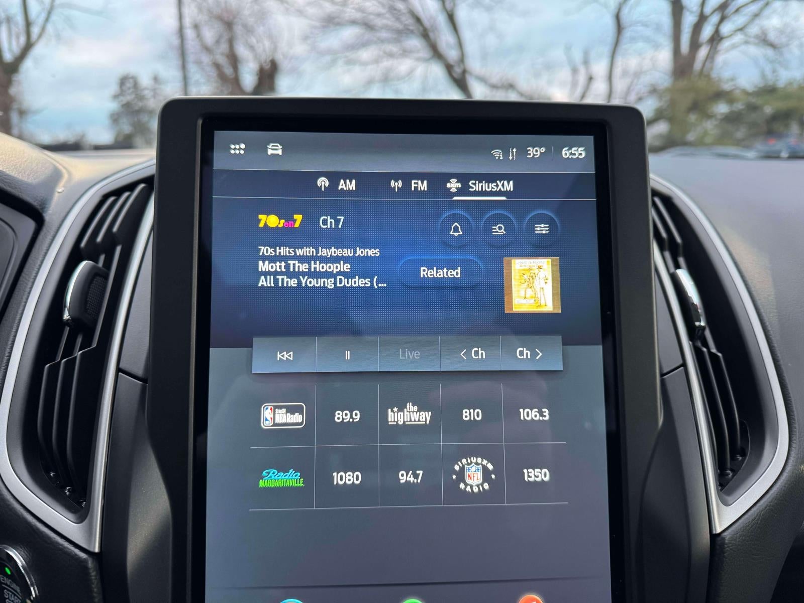 2022 Ford Edge SEL