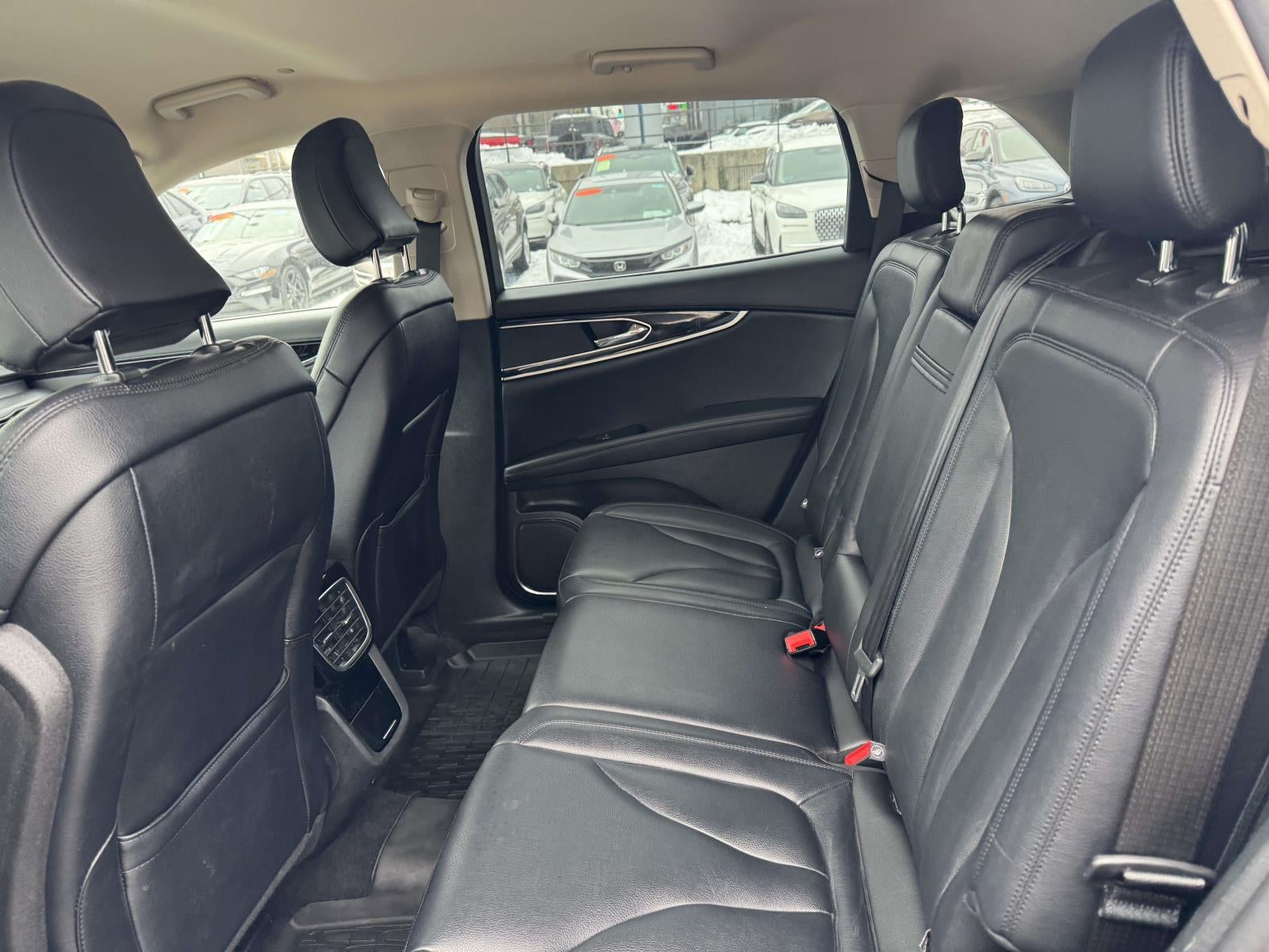 2022 Lincoln Nautilus Standard