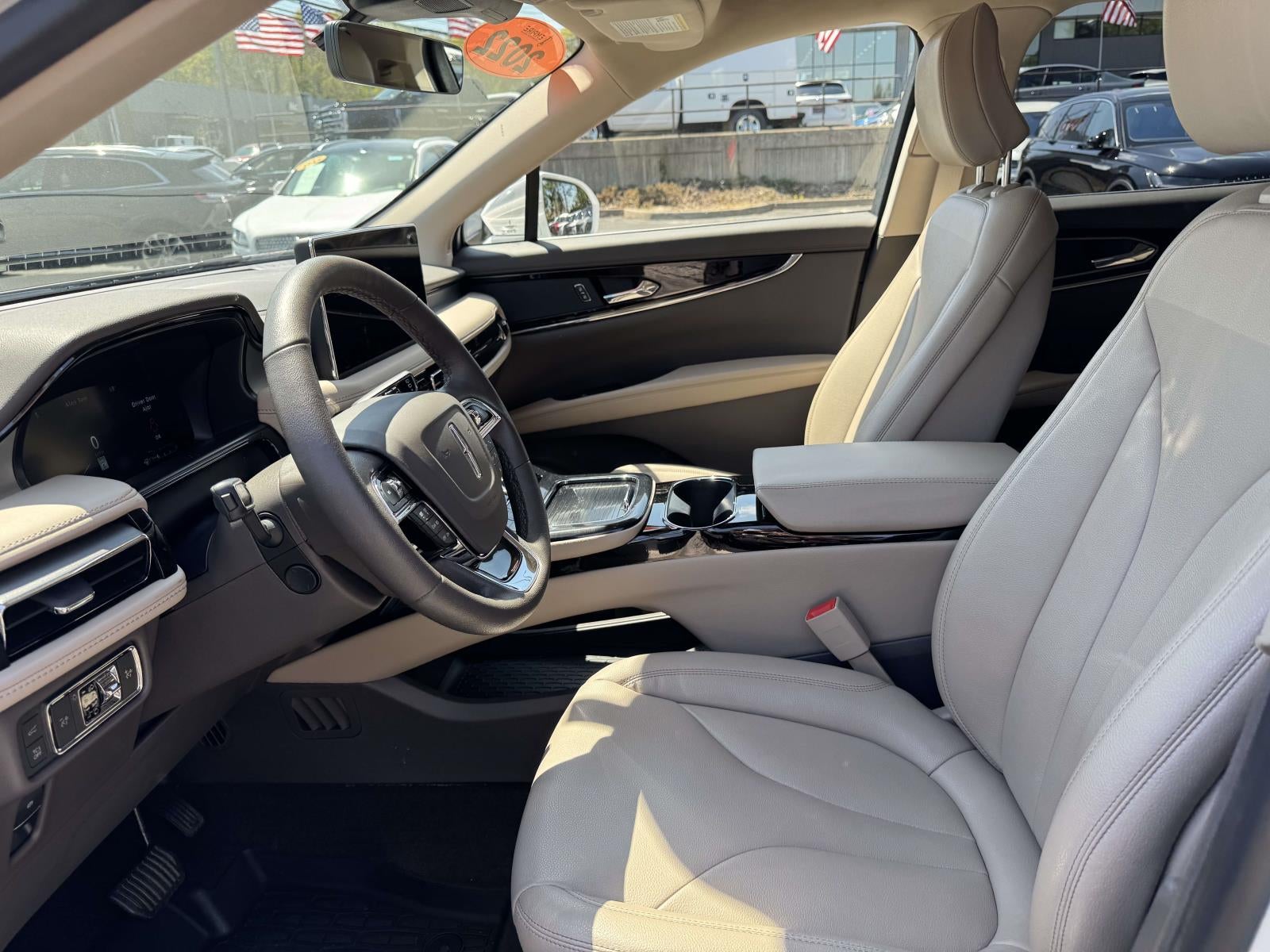 2022 Lincoln Nautilus Standard