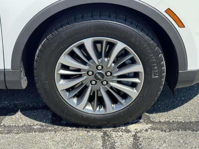 2022 Lincoln Nautilus Standard