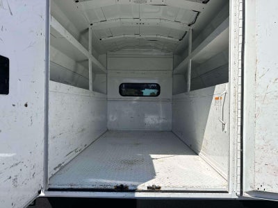 2022 RAM 2500 Tradesman Regular Cab 4x4 8 Box