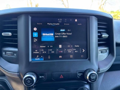 2022 RAM 2500 Tradesman Regular Cab 4x4 8 Box