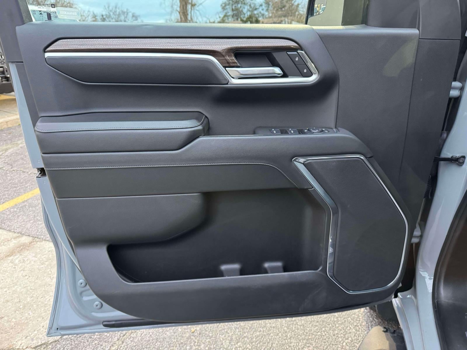 2024 Chevrolet Silverado 1500 4WD Crew Cab Short Bed LT Trail Boss