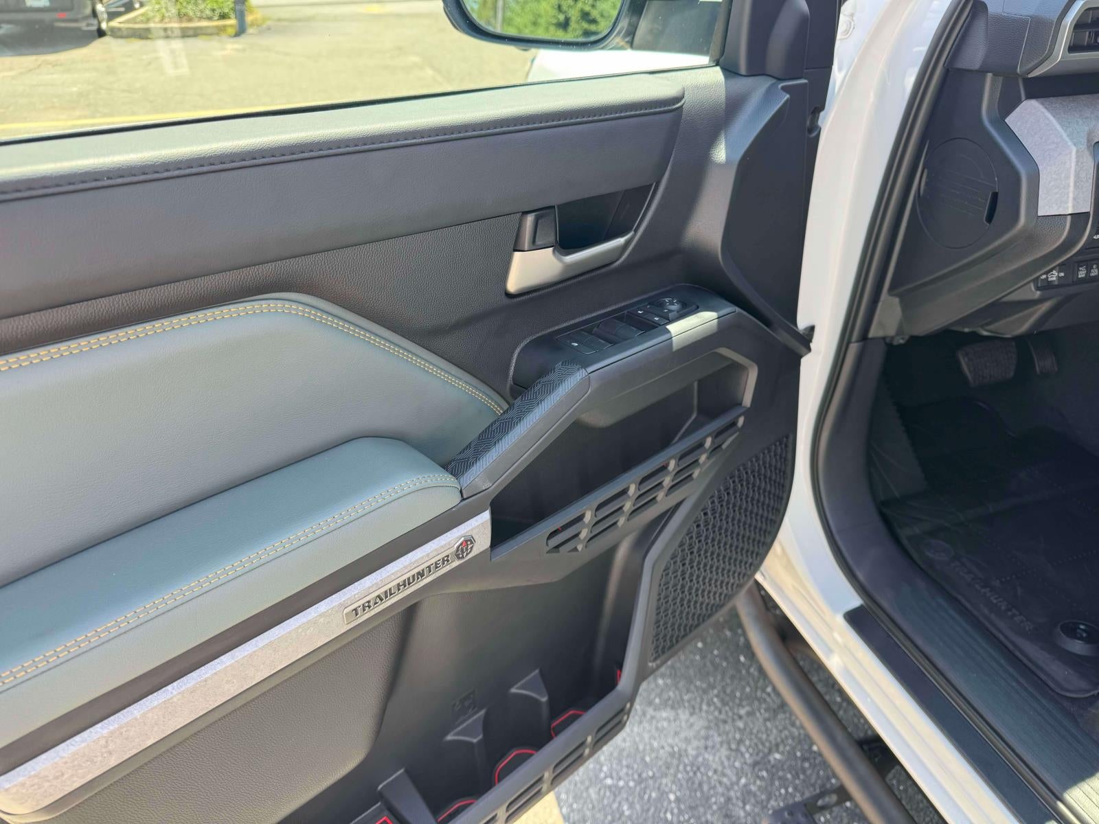 2025 Toyota Tacoma Hybrid Trailhunter