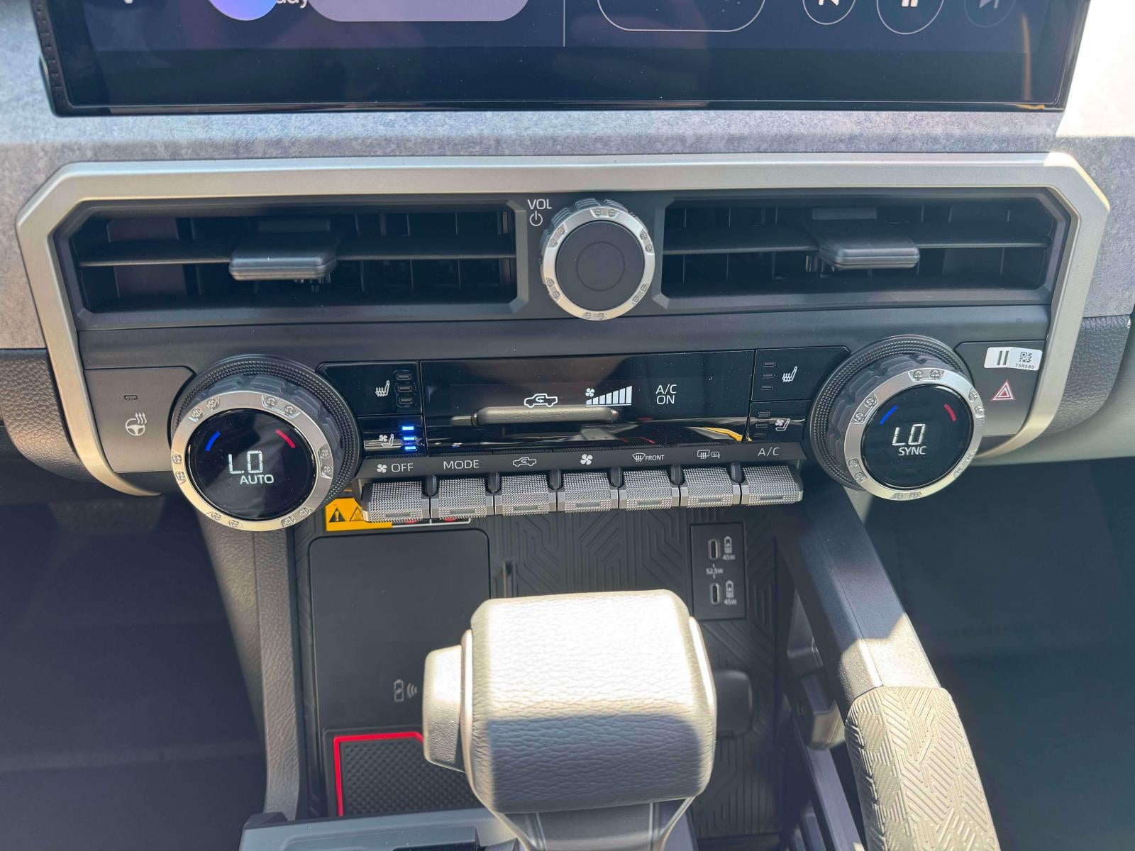 2025 Toyota Tacoma Hybrid Trailhunter