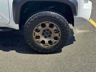 2025 Toyota Tacoma Hybrid Trailhunter