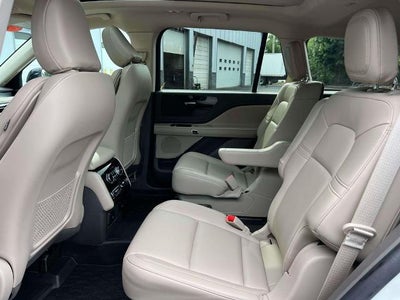 2023 Lincoln Aviator Standard