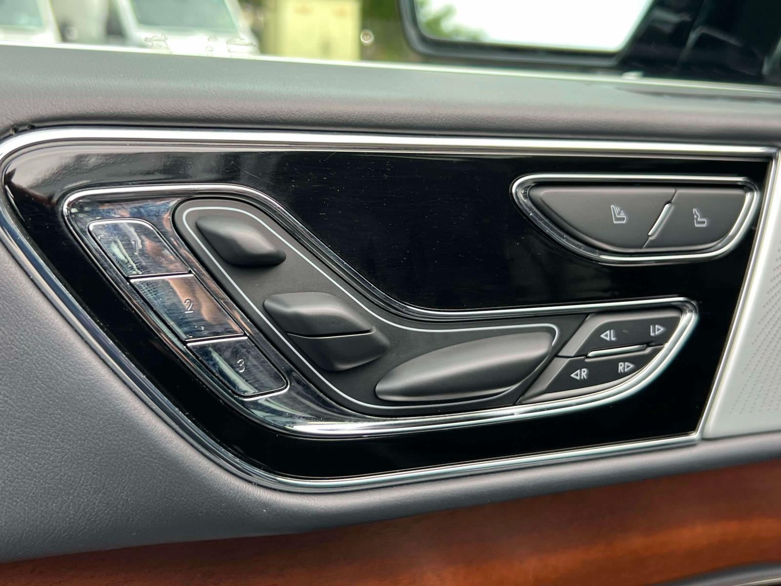 2024 Lincoln Navigator Black Label