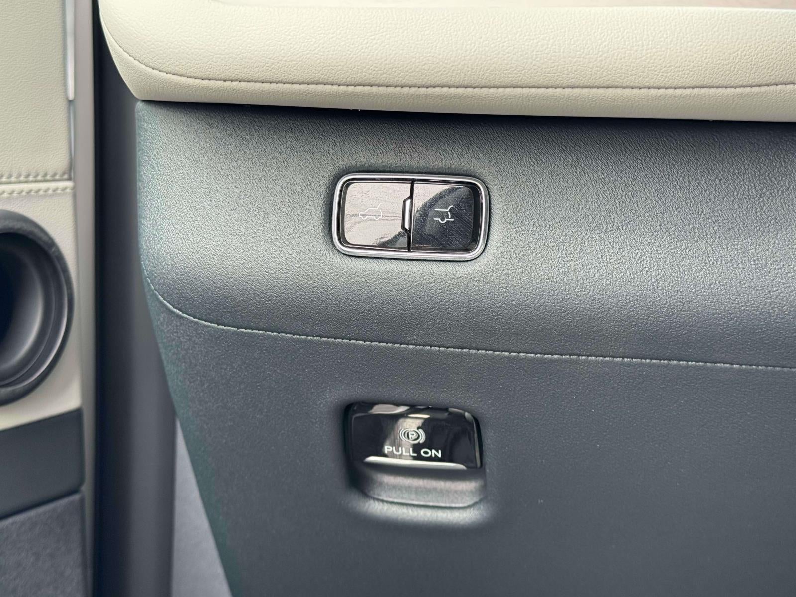 2025 Lincoln Navigator Reserve L