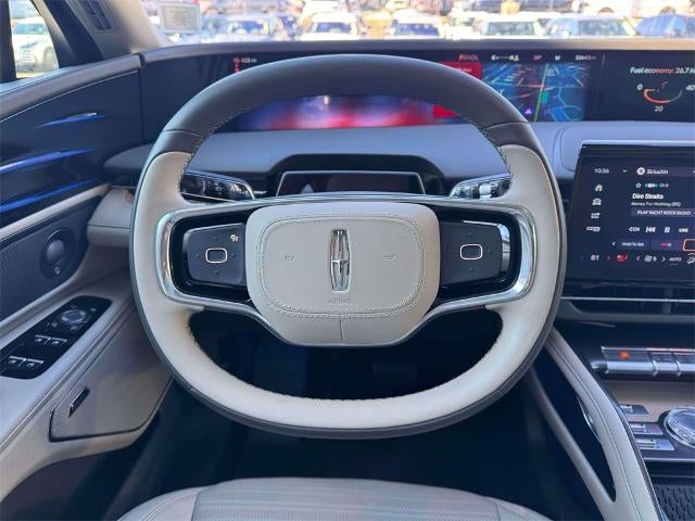 2025 Lincoln Nautilus Reserve