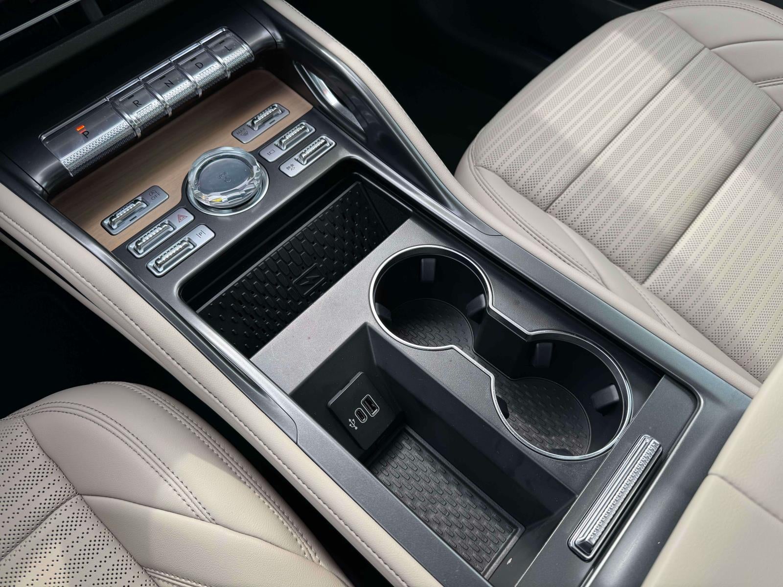 2025 Lincoln Nautilus Reserve