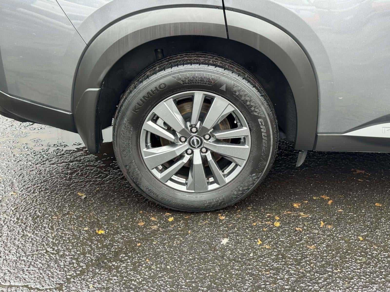2024 Nissan Pathfinder S 4WD