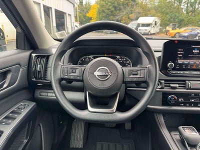 2024 Nissan Pathfinder S 4WD