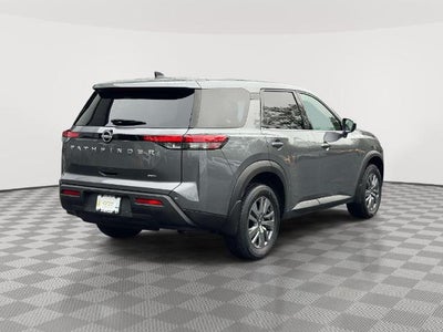2024 Nissan Pathfinder S 4WD