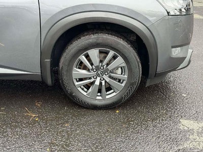 2024 Nissan Pathfinder S 4WD