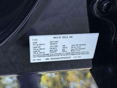 2023 Tesla Model Y Long Range Dual Motor All-Wheel Drive