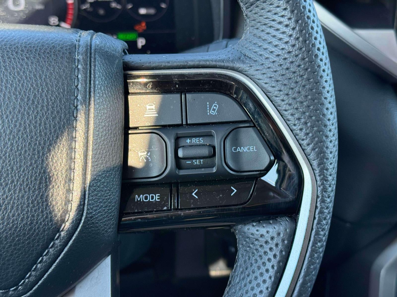 2023 Toyota Sequoia SR5