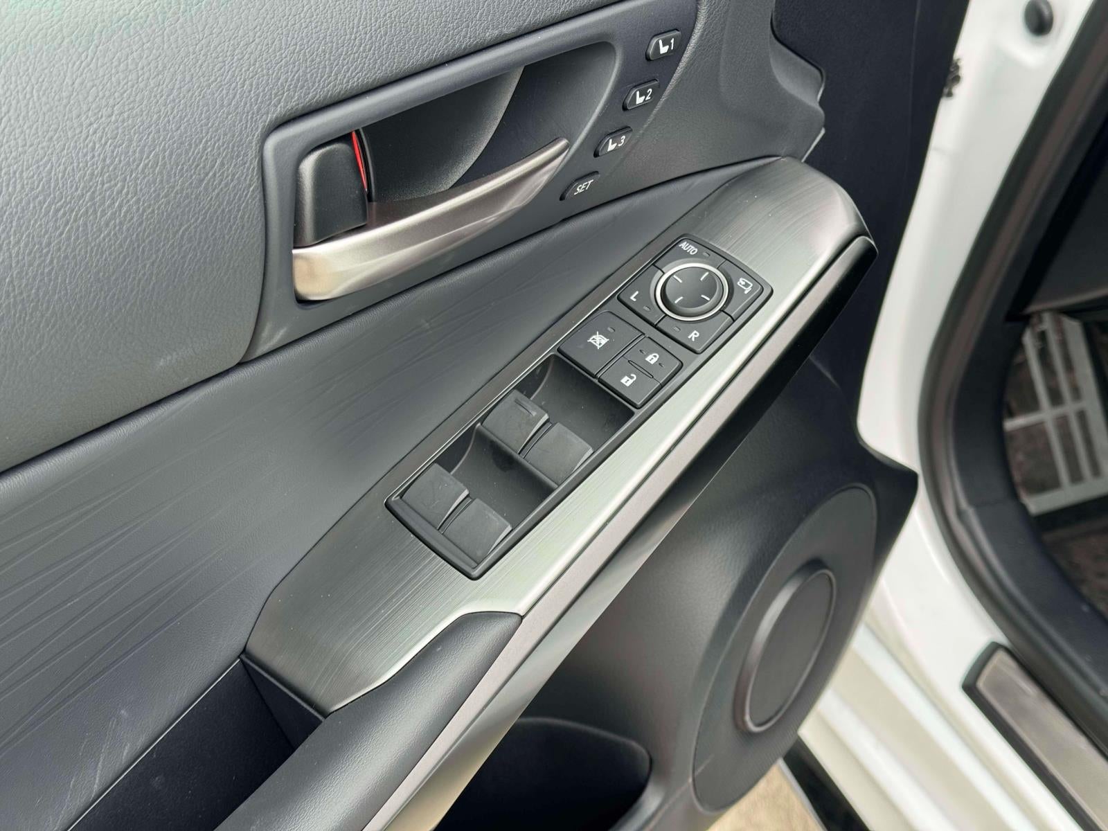 2025 Lexus IS 500 F SPORT Performance