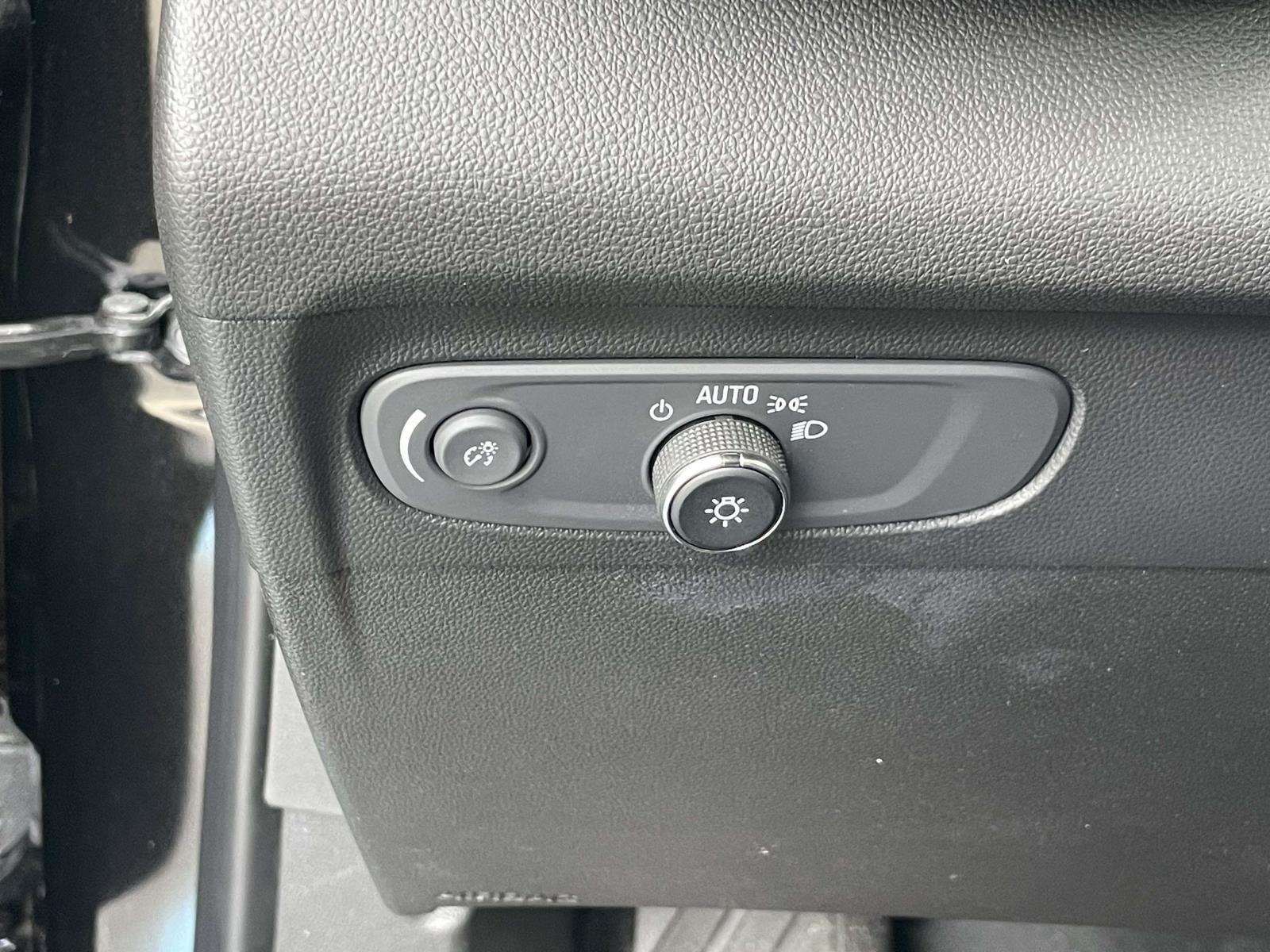 2021 Buick Envision AWD Essence