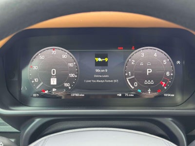 2023 Land Rover Defender 110 V8