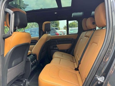 2023 Land Rover Defender 110 V8