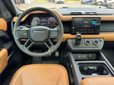 2023 Land Rover Defender 110 V8