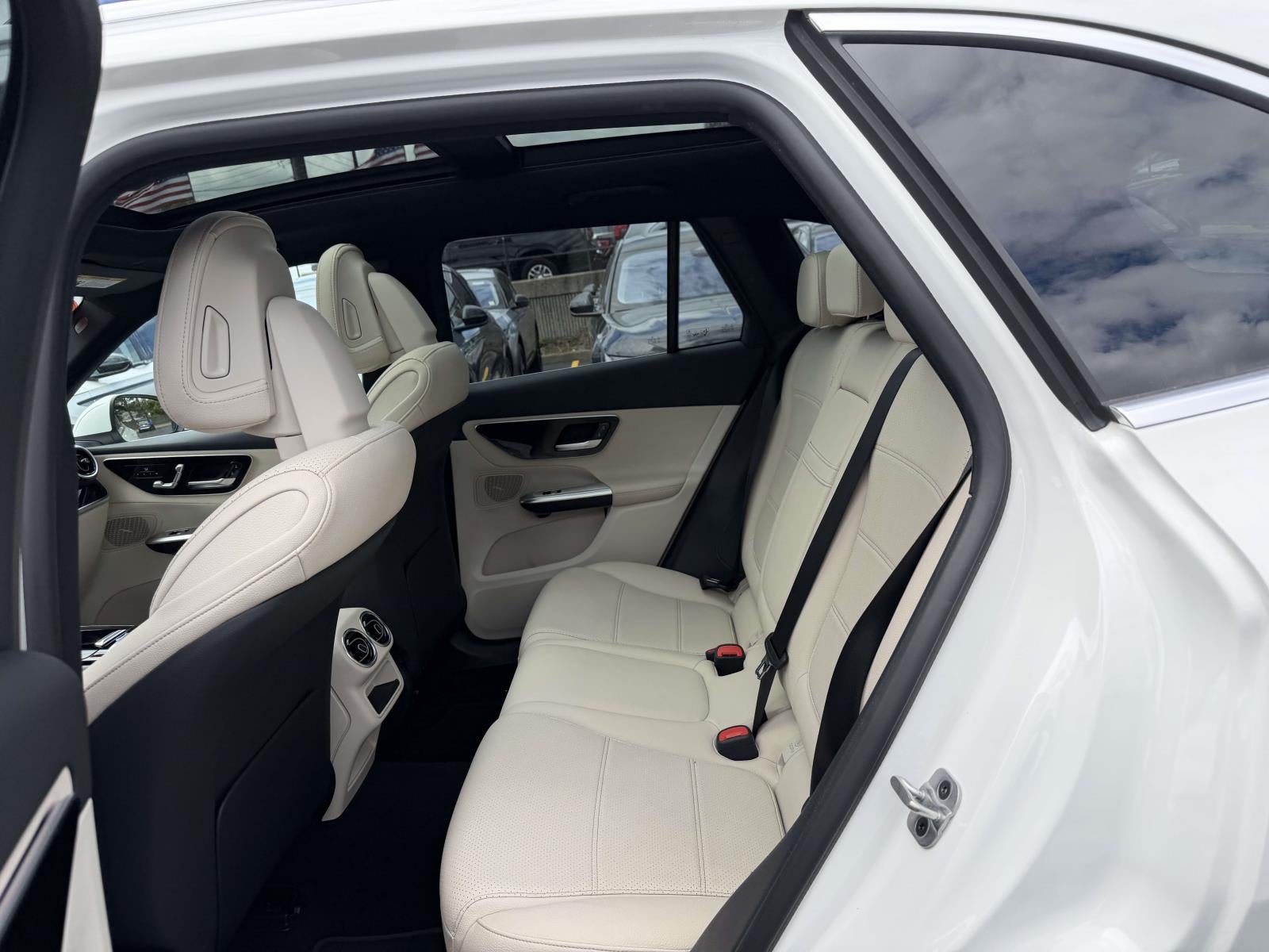 2025 Mercedes-Benz GLC 350e 4MATIC®