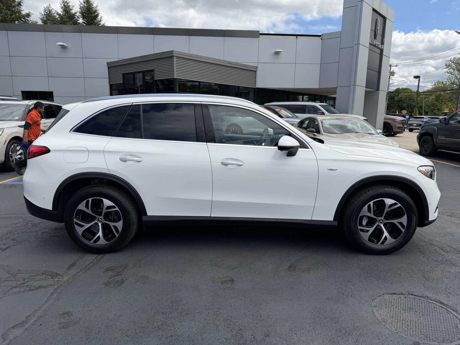 2025 Mercedes-Benz GLC 350e 4MATIC®