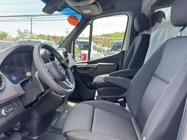 2022 Mercedes-Benz Sprinter 2500 Standard Roof I4 Diesel