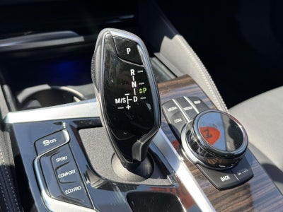 2023 BMW 530 i xDrive