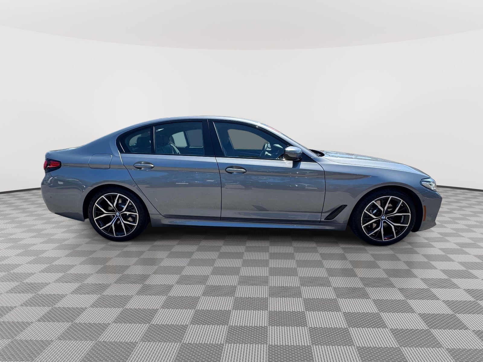 2023 BMW 530 i xDrive