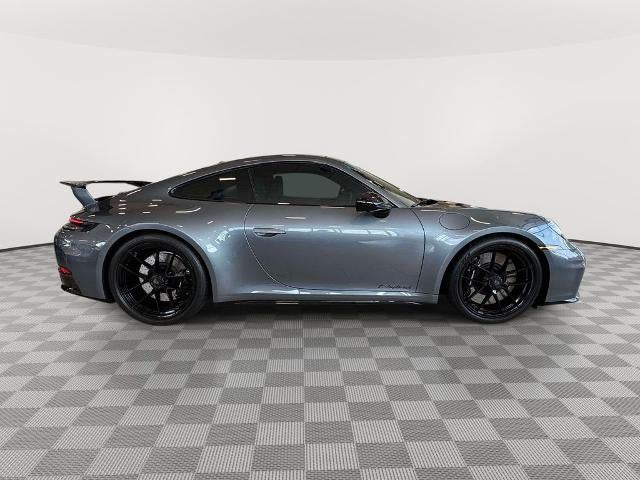 2025 Porsche 911 Carrera GTS