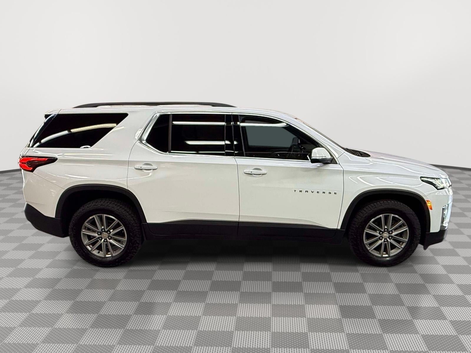 2023 Chevrolet Traverse AWD LT Cloth