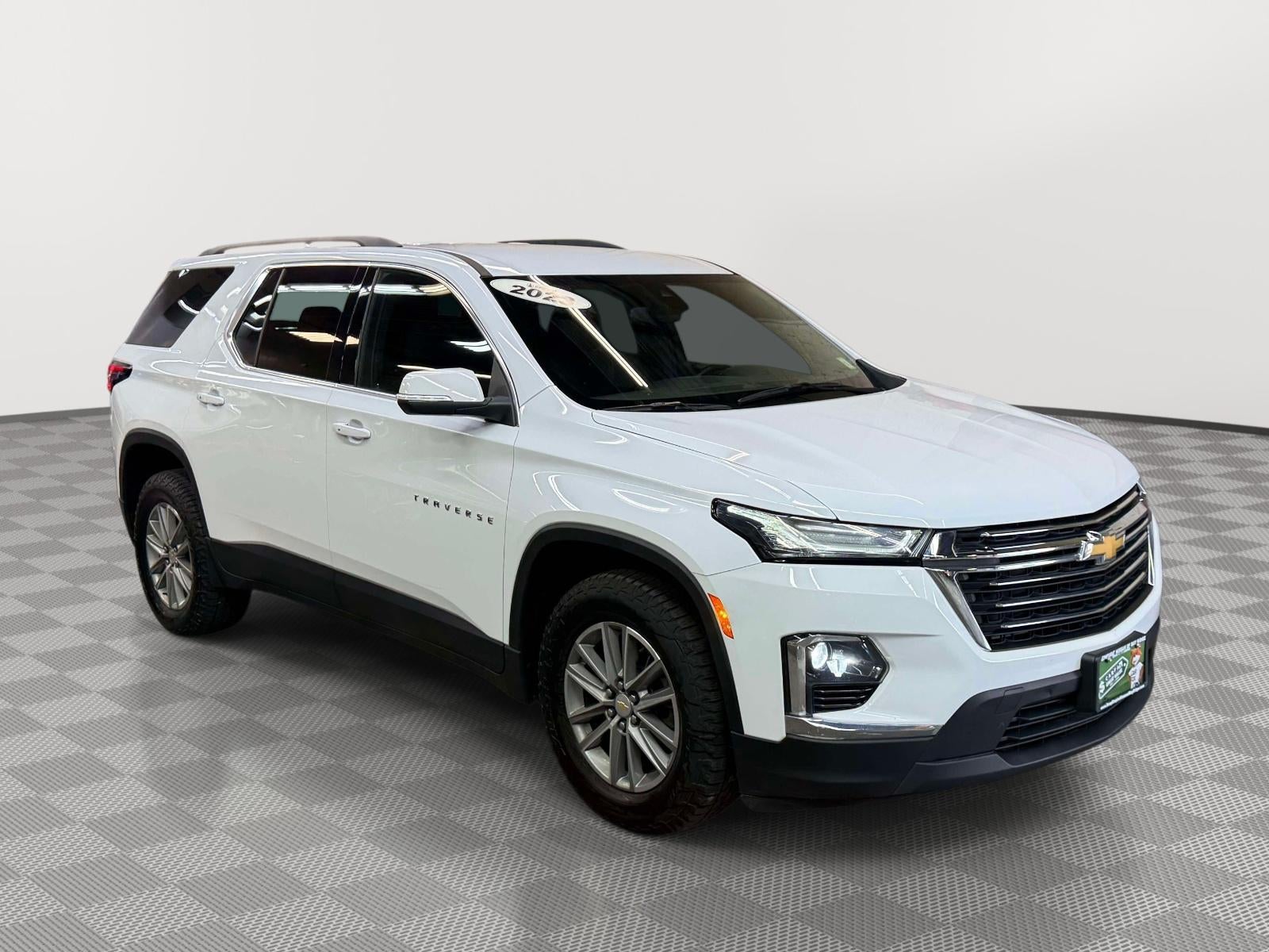 2023 Chevrolet Traverse AWD LT Cloth