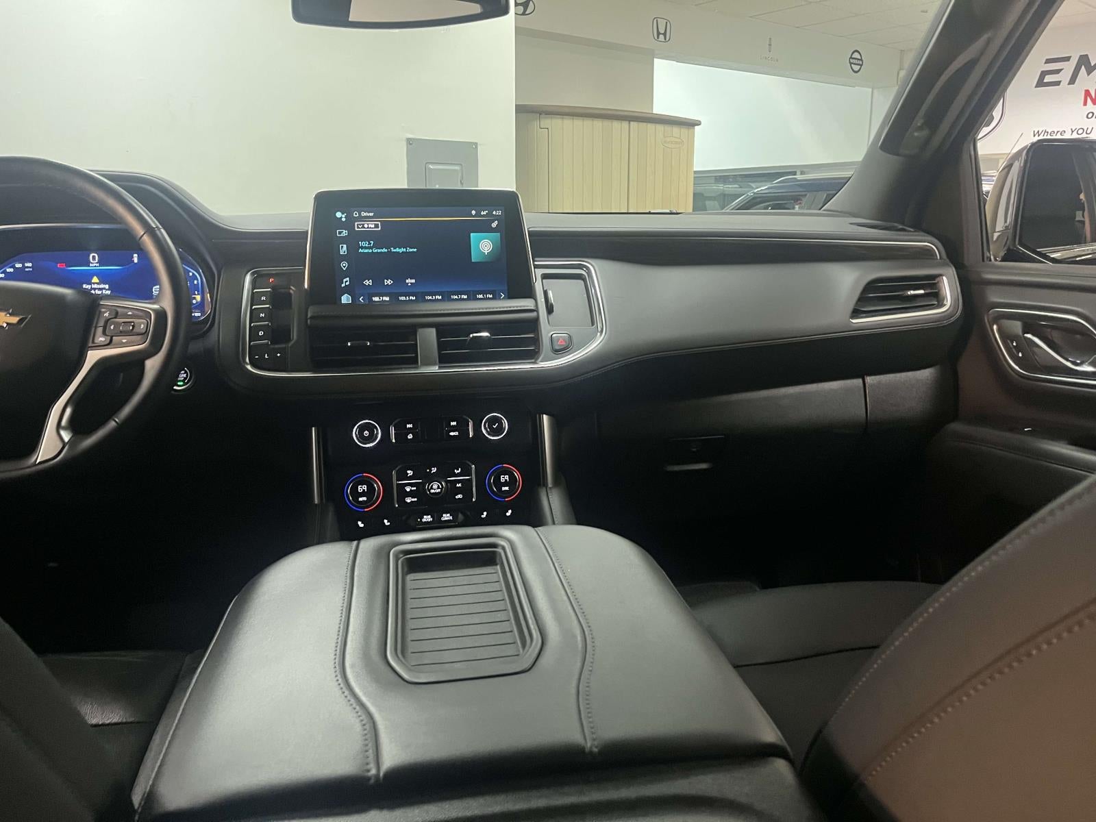 2024 Chevrolet Suburban 4WD LT