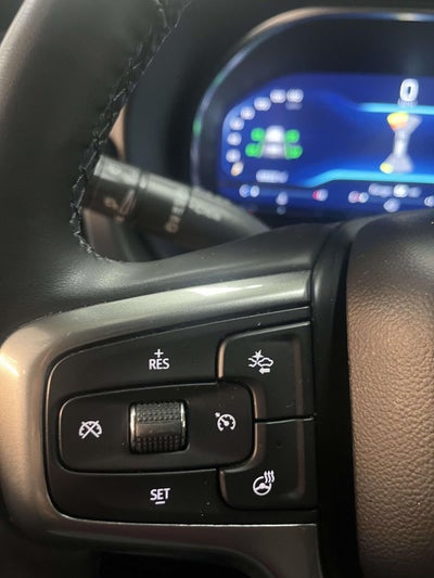 2024 Chevrolet Suburban 4WD LT