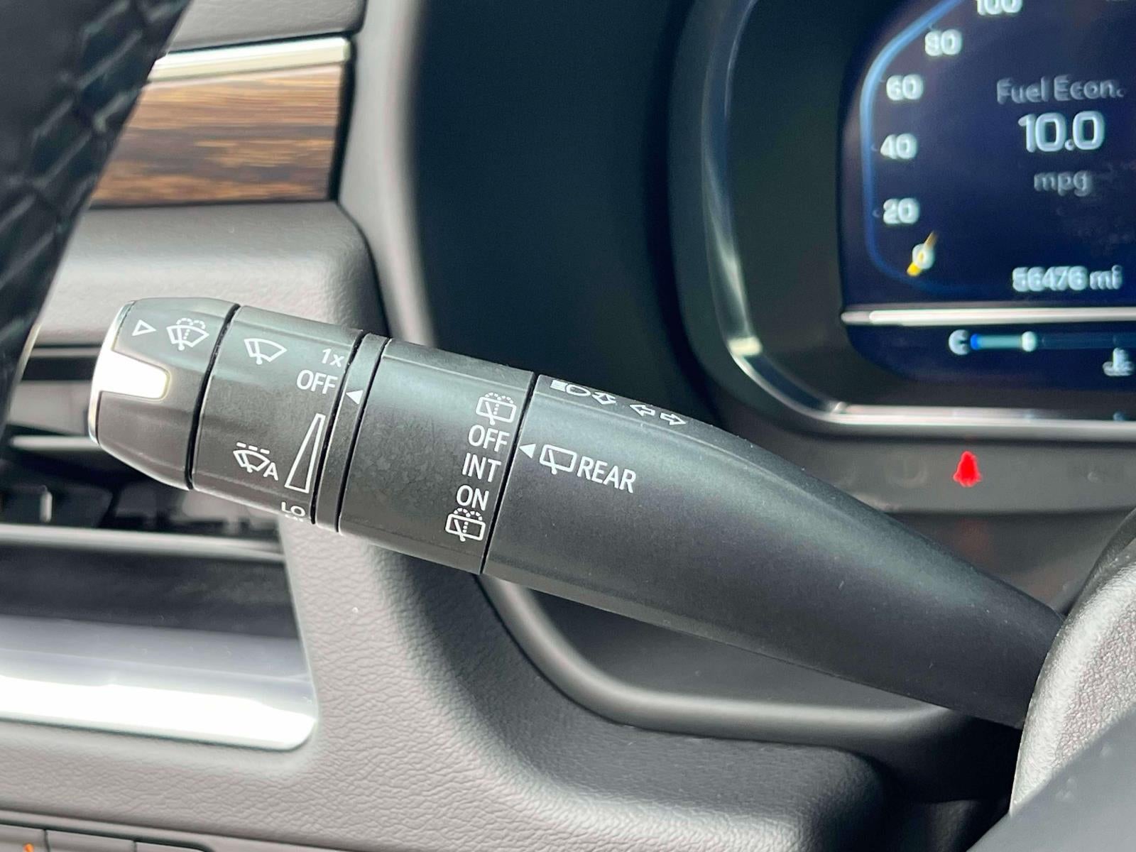 2024 Chevrolet Suburban 4WD Premier