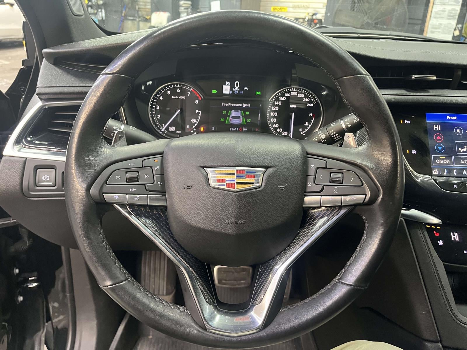 2024 Cadillac XT6 Sport