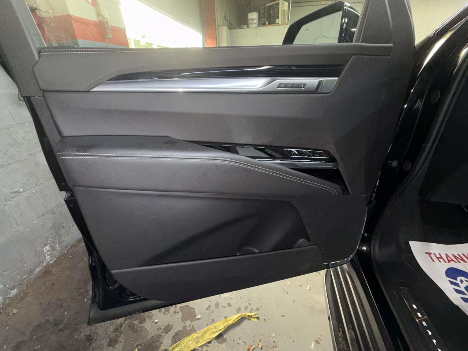 2025 Cadillac Escalade ESV Sport